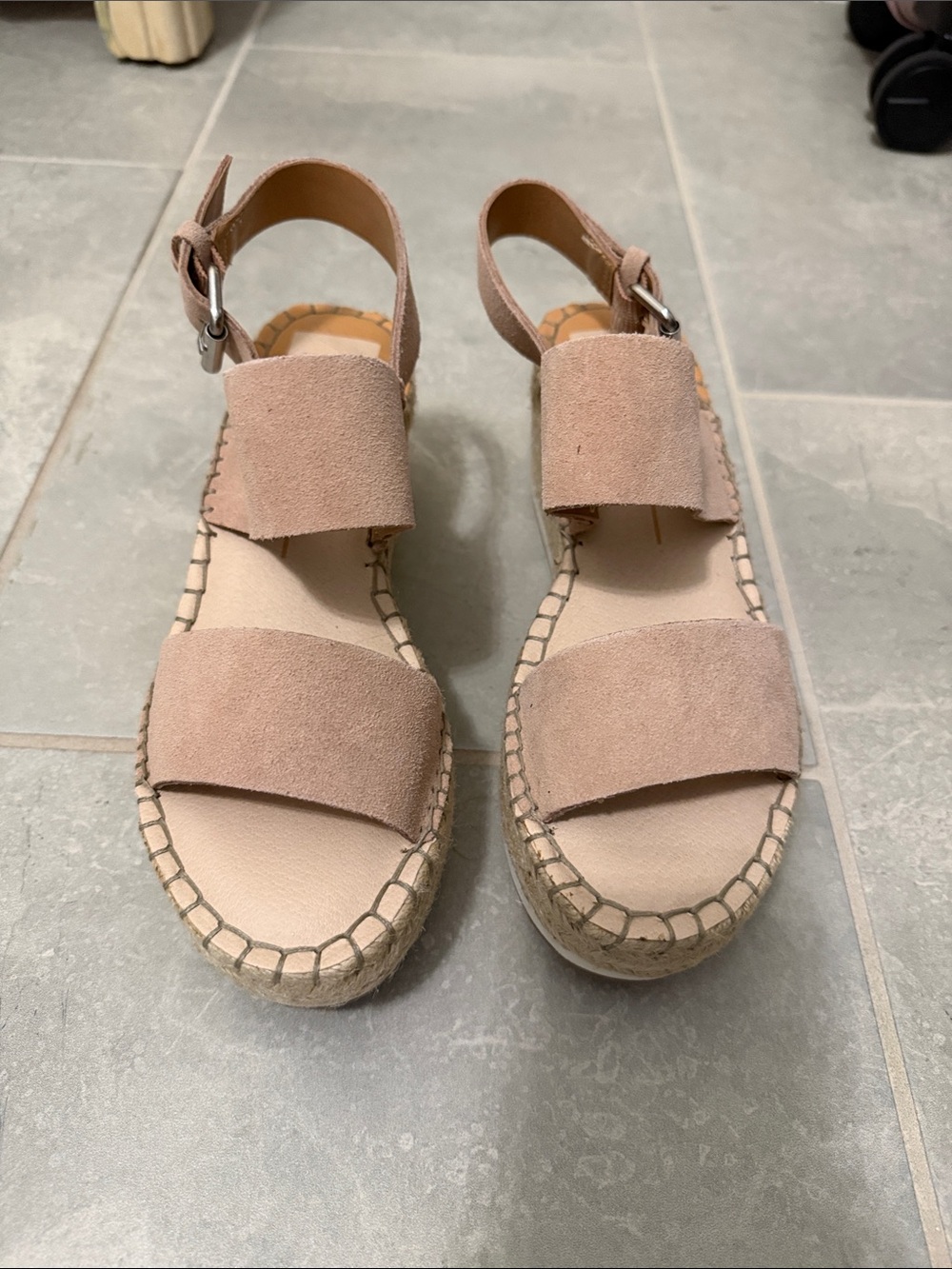Dolce Vita Blush Suede Espadrille Platform Sandals. Sz 7. Great condition!